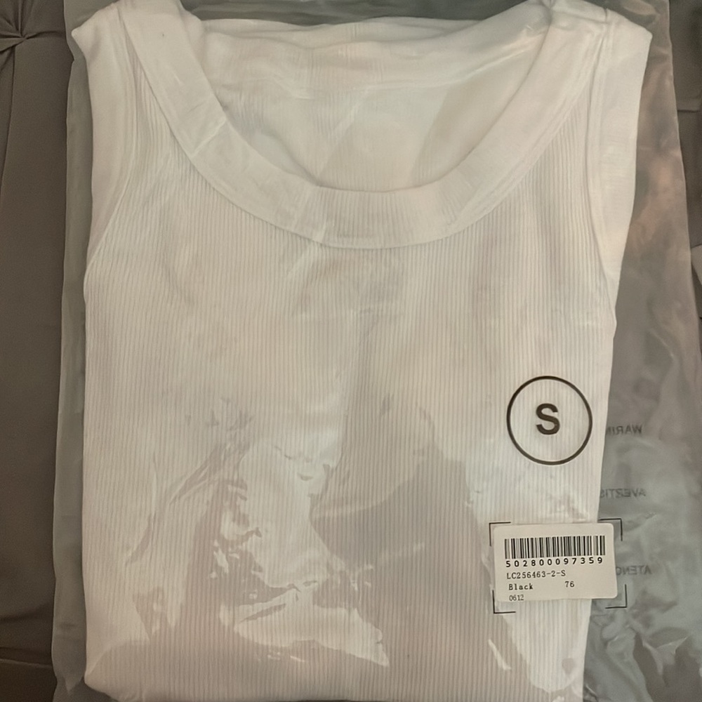White Round Neck Ribbed Muscle Tank - Picture 9 of 9